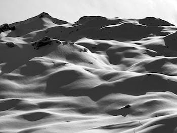 Relief enneigé dans les Pyrénées, Cerdagne et Capcir