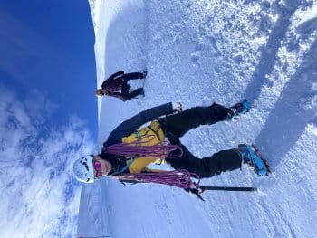 Initiaition en cramponnage en neige, Pyrénées Initiaition en cramponnage en neige, Pyrénées